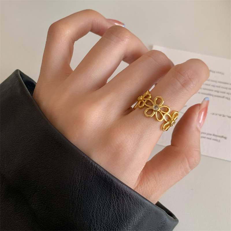 Trend Zircon Crystal Hollow Fl - огляд і ціна Vintage Fashion Trends 2025