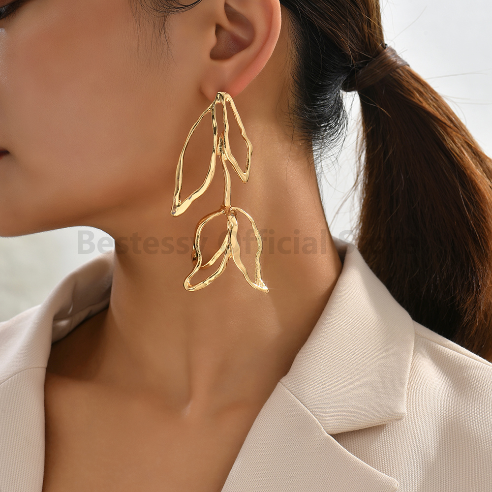 2025 New Oversized Metal Tulip - огляд і ціна Vintage Fashion Trends 2025